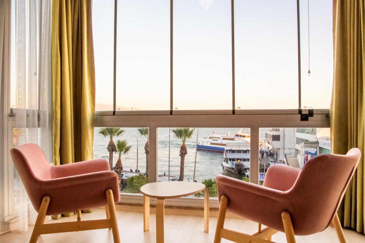 Flat With Sea View Near Karsiyaka Coast Appartement İzmir Buitenkant foto