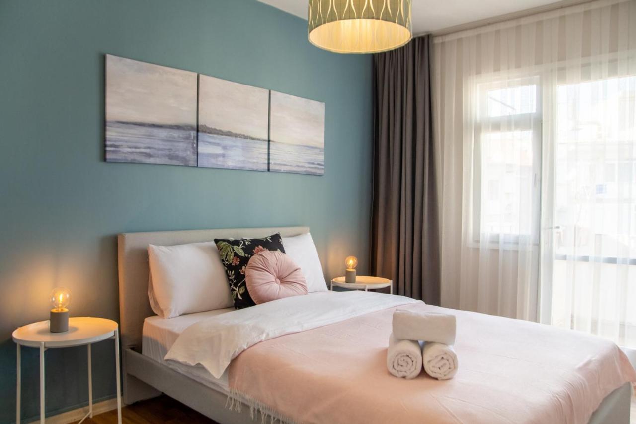 Flat With Sea View Near Karsiyaka Coast Appartement İzmir Buitenkant foto